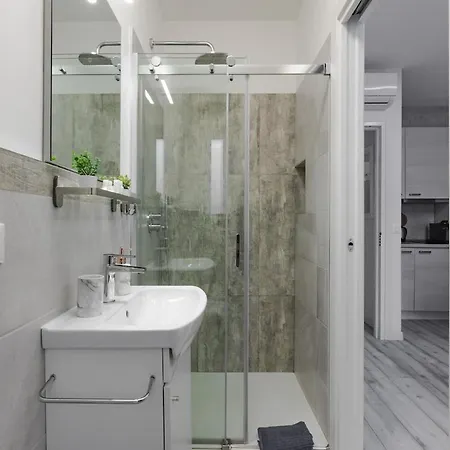 2 Bedroom Giacinti Comfort Free Wifi Apartment