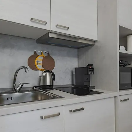 2 Bedroom Giacinti Comfort Free Wifi Διαμέρισμα Τεργέστη