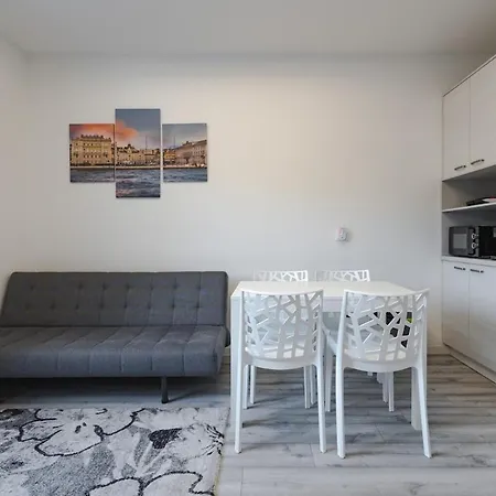 Διαμέρισμα 2 Bedroom Giacinti Comfort Free Wifi *