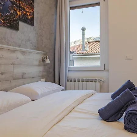 2 Bedroom Giacinti Comfort Free Wifi Lejlighed